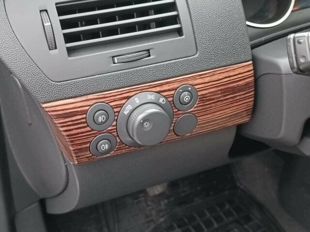 Серый Опель Астра, объемом двигателя 1.6 л и пробегом 255 тыс. км за 6490 $, фото 21 на Automoto.ua