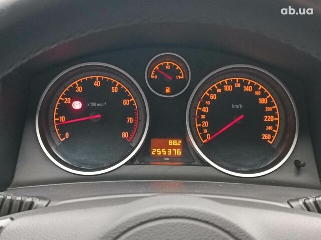 Серый Опель Астра, объемом двигателя 1.6 л и пробегом 255 тыс. км за 6490 $, фото 22 на Automoto.ua