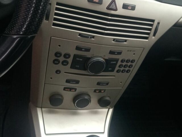 Сірий Опель Астра, об'ємом двигуна 1.6 л та пробігом 200 тис. км за 5200 $, фото 6 на Automoto.ua