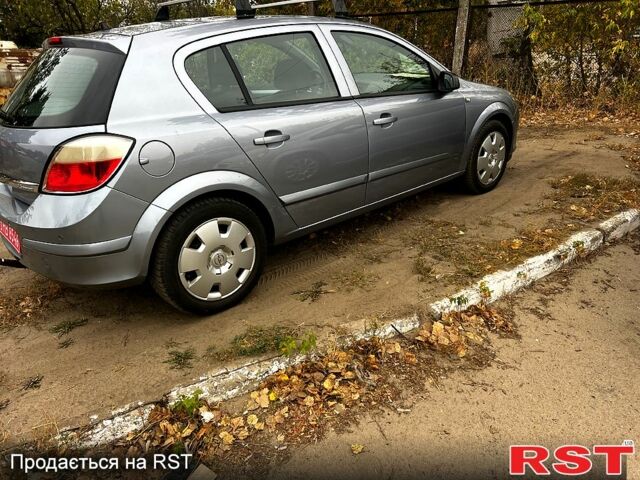 Серый Опель Астра, объемом двигателя 1.6 л и пробегом 133 тыс. км за 5700 $, фото 2 на Automoto.ua