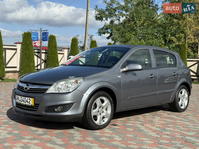 Серый Опель Астра, объемом двигателя 1.6 л и пробегом 180 тыс. км за 6750 $, фото 13 на Automoto.ua