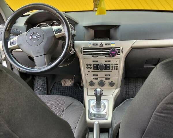 Сірий Опель Астра, об'ємом двигуна 1.6 л та пробігом 280 тис. км за 4950 $, фото 35 на Automoto.ua