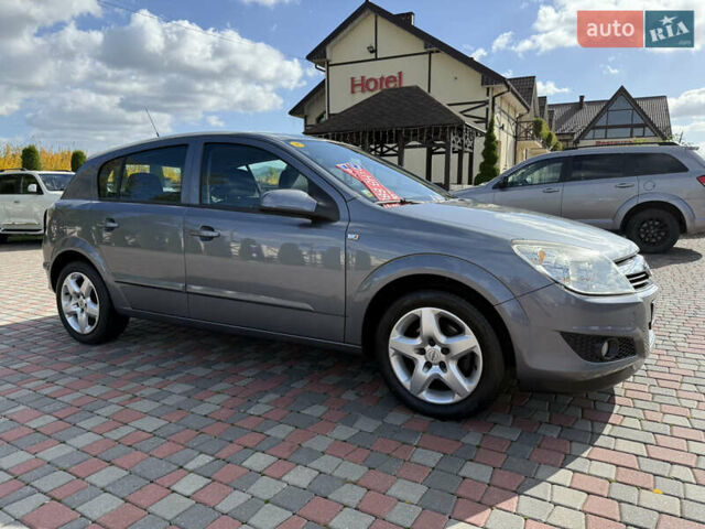 Серый Опель Астра, объемом двигателя 1.6 л и пробегом 180 тыс. км за 6750 $, фото 32 на Automoto.ua