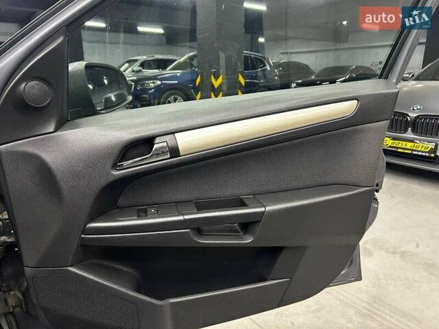 Сірий Опель Астра, об'ємом двигуна 1.6 л та пробігом 183 тис. км за 7000 $, фото 19 на Automoto.ua