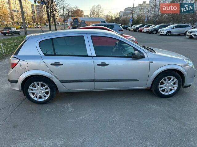 Сірий Опель Астра, об'ємом двигуна 1.4 л та пробігом 257 тис. км за 3500 $, фото 5 на Automoto.ua