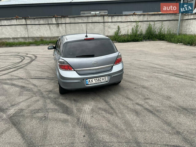 Опель Астра 2007 в Киеве на Automoto.ua Серый Опель Астра, объемом двигателя 1.6 л и пробегом 235 тыс. км за 5200 $, фото 2 на Automoto.ua