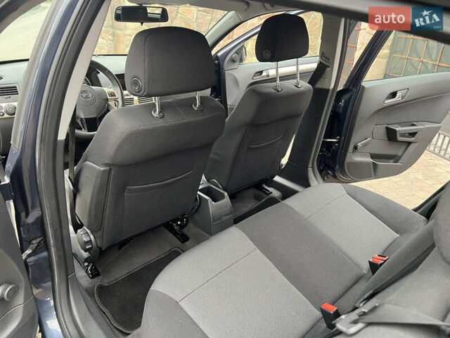 Сірий Опель Астра, об'ємом двигуна 1.8 л та пробігом 220 тис. км за 6500 $, фото 23 на Automoto.ua