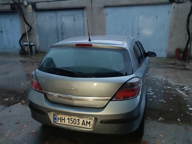 Серый Опель Астра, объемом двигателя 1.6 л и пробегом 310 тыс. км за 3000 $, фото 5 на Automoto.ua