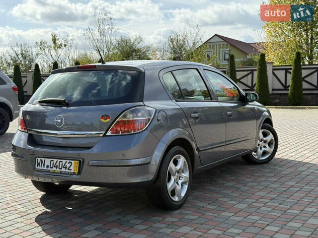 Серый Опель Астра, объемом двигателя 1.6 л и пробегом 180 тыс. км за 6750 $, фото 139 на Automoto.ua