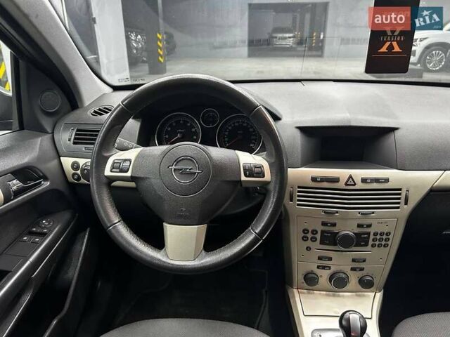 Сірий Опель Астра, об'ємом двигуна 1.6 л та пробігом 183 тис. км за 7000 $, фото 7 на Automoto.ua