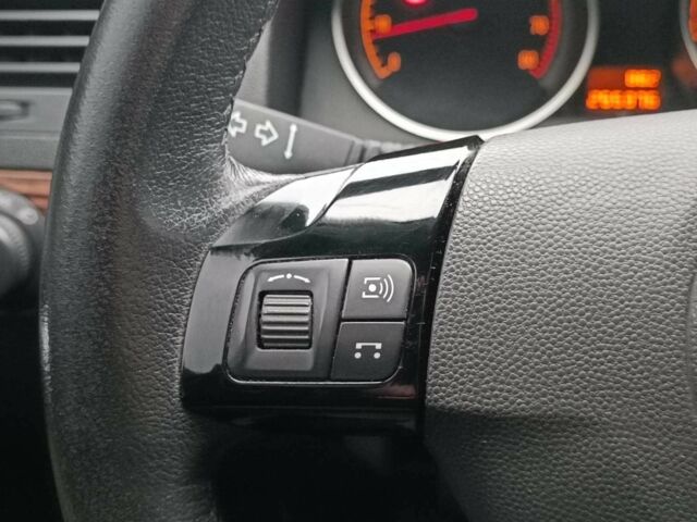 Серый Опель Астра, объемом двигателя 1.6 л и пробегом 255 тыс. км за 6490 $, фото 23 на Automoto.ua