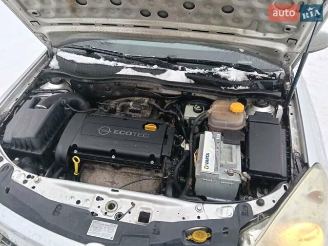 Сірий Опель Астра, об'ємом двигуна 1.6 л та пробігом 233 тис. км за 2700 $, фото 11 на Automoto.ua