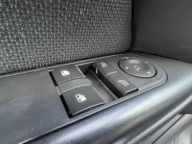 Серый Опель Астра, объемом двигателя 1.6 л и пробегом 258 тыс. км за 4200 $, фото 3 на Automoto.ua