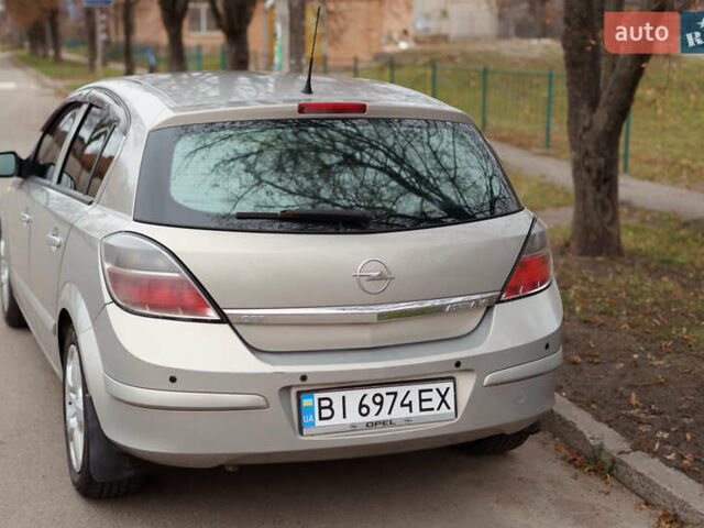 Сірий Опель Астра, об'ємом двигуна 1.6 л та пробігом 252 тис. км за 5400 $, фото 3 на Automoto.ua