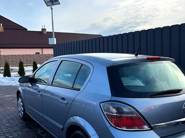 Сірий Опель Астра, об'ємом двигуна 1.4 л та пробігом 19100 тис. км за 4350 $, фото 3 на Automoto.ua