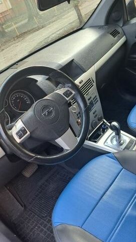 Сірий Опель Астра, об'ємом двигуна 1.6 л та пробігом 129 тис. км за 4300 $, фото 8 на Automoto.ua