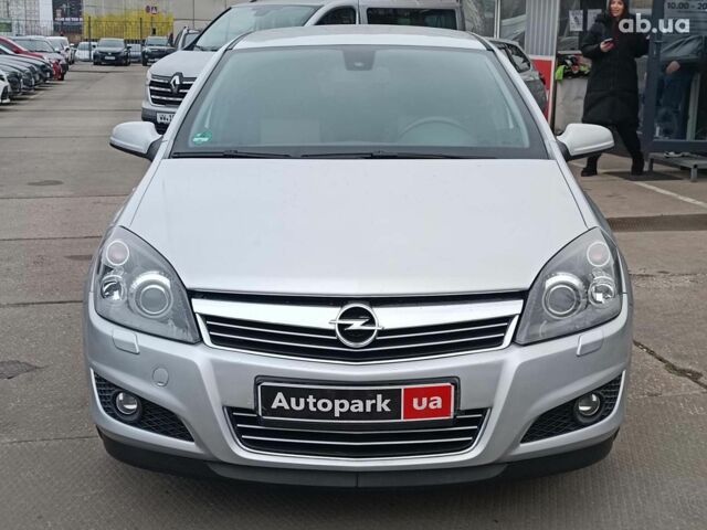 Серый Опель Астра, объемом двигателя 1.6 л и пробегом 255 тыс. км за 6490 $, фото 1 на Automoto.ua