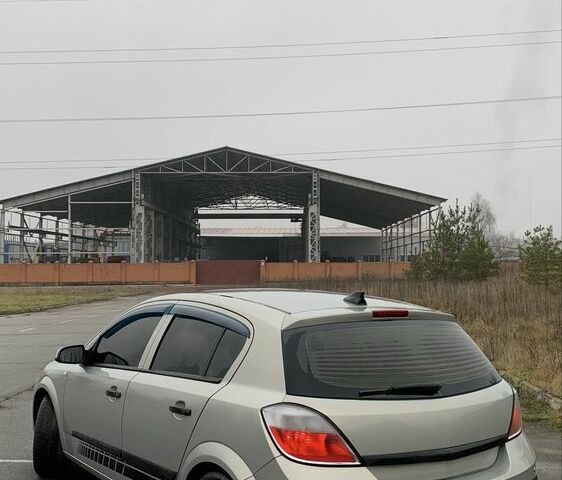 Сірий Опель Астра, об'ємом двигуна 1.6 л та пробігом 225 тис. км за 4500 $, фото 5 на Automoto.ua