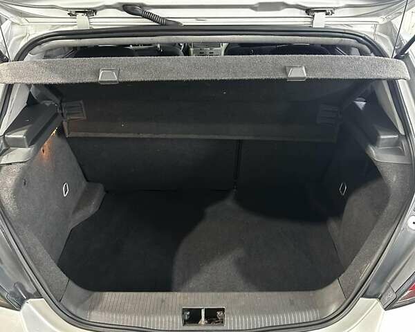 Серый Опель Астра, объемом двигателя 1.6 л и пробегом 193 тыс. км за 4500 $, фото 6 на Automoto.ua