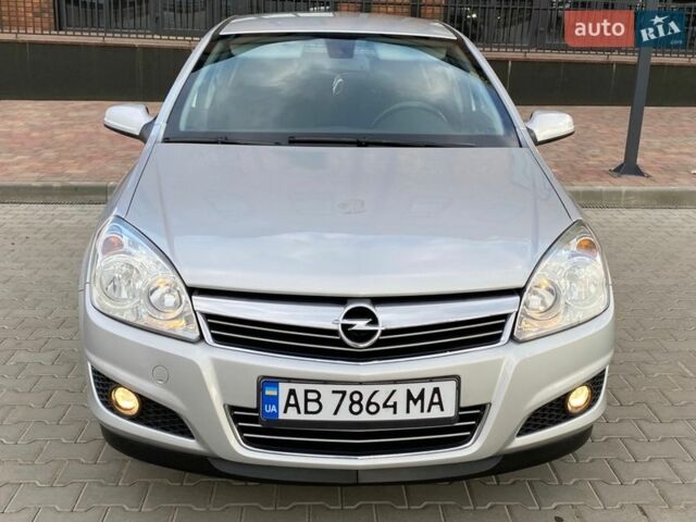 Серый Опель Астра, объемом двигателя 1.6 л и пробегом 162 тыс. км за 5450 $, фото 6 на Automoto.ua