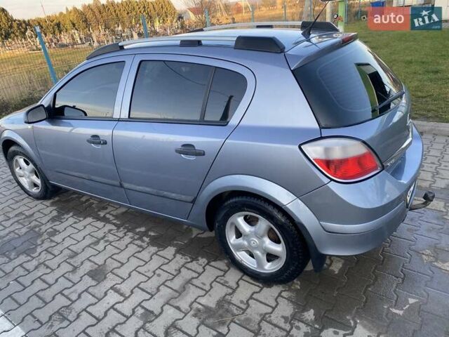 Серый Опель Астра, объемом двигателя 1.4 л и пробегом 306 тыс. км за 5200 $, фото 4 на Automoto.ua