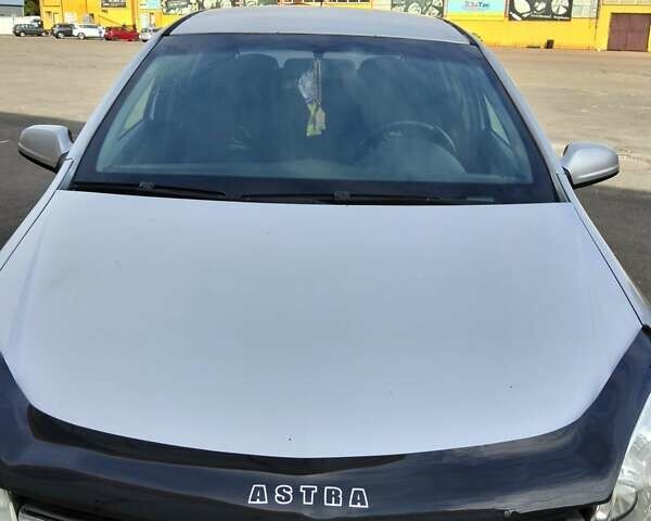 Сірий Опель Астра, об'ємом двигуна 1.6 л та пробігом 280 тис. км за 4950 $, фото 1 на Automoto.ua