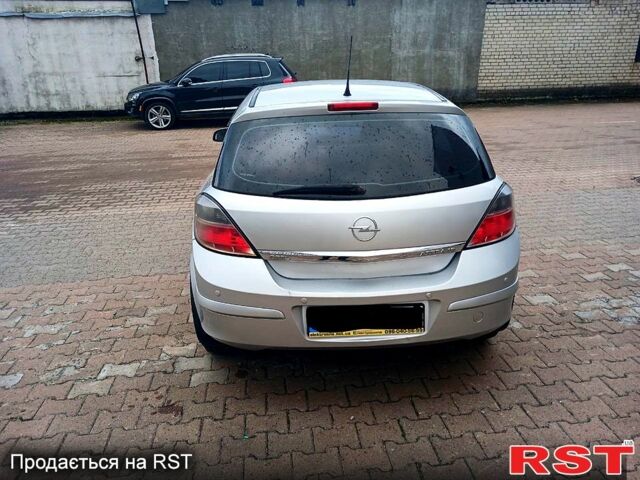Серый Опель Астра, объемом двигателя 1.6 л и пробегом 281 тыс. км за 4950 $, фото 5 на Automoto.ua
