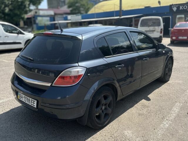 Серый Опель Астра, объемом двигателя 1.6 л и пробегом 916 тыс. км за 3400 $, фото 5 на Automoto.ua