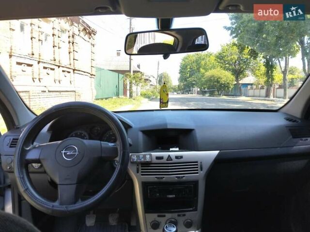 Серый Опель Астра, объемом двигателя 1.4 л и пробегом 333 тыс. км за 5100 $, фото 19 на Automoto.ua