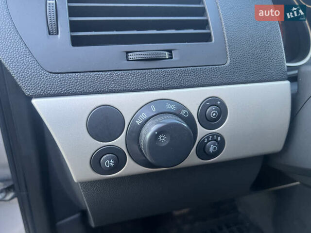 Сірий Опель Астра, об'ємом двигуна 1.7 л та пробігом 310 тис. км за 5000 $, фото 14 на Automoto.ua