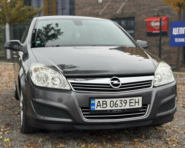 Опель Астра 2008 в Виннице на Automoto.ua Серый Опель Астра, объемом двигателя 1.7 л и пробегом 286 тыс. км за 5199 $, фото 14 на Automoto.ua