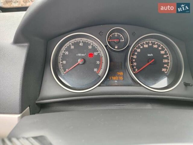 Опель Астра 2008 в Чернигове на Automoto.ua Серый Опель Астра, объемом двигателя 1.6 л и пробегом 178 тыс. км за 5300 $, фото 11 на Automoto.ua