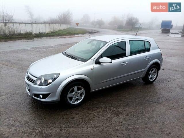 Сірий Опель Астра, об'ємом двигуна 1.6 л та пробігом 180 тис. км за 5700 $, фото 2 на Automoto.ua