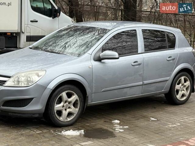 Серый Опель Астра, объемом двигателя 1.36 л и пробегом 260 тыс. км за 4500 $, фото 16 на Automoto.ua