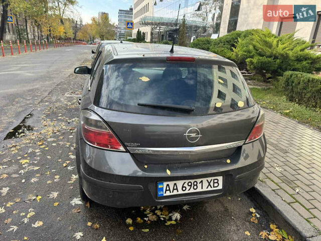 Сірий Опель Астра, об'ємом двигуна 1.25 л та пробігом 280 тис. км за 3700 $, фото 8 на Automoto.ua