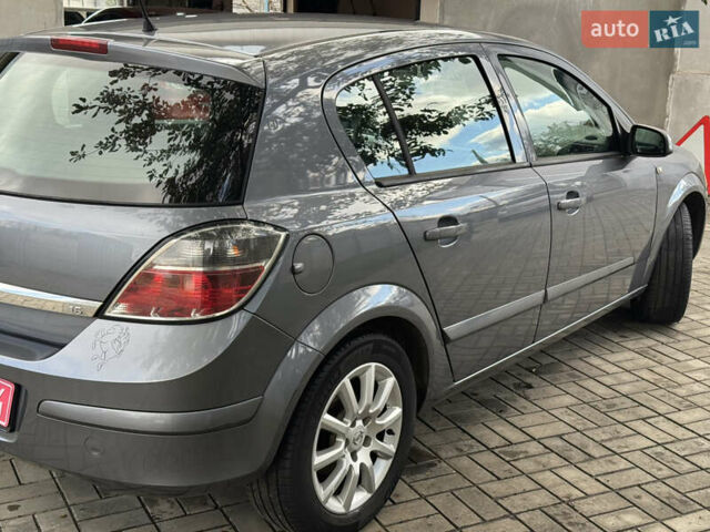 Сірий Опель Астра, об'ємом двигуна 1.6 л та пробігом 244 тис. км за 5900 $, фото 5 на Automoto.ua