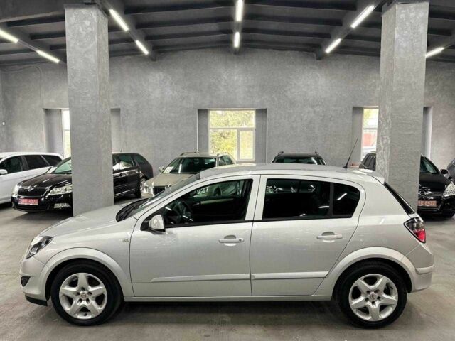 Серый Опель Астра, объемом двигателя 1.6 л и пробегом 117 тыс. км за 6999 $, фото 3 на Automoto.ua