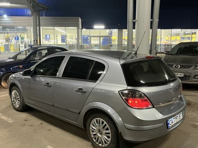 Сірий Опель Астра, об'ємом двигуна 1.4 л та пробігом 296 тис. км за 4000 $, фото 4 на Automoto.ua