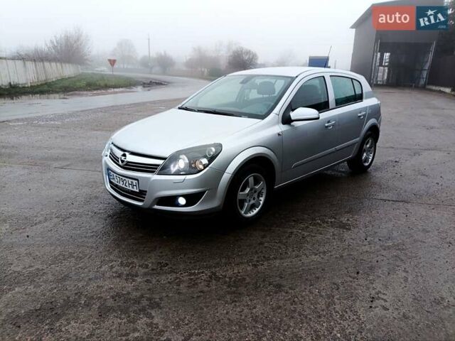 Сірий Опель Астра, об'ємом двигуна 1.6 л та пробігом 180 тис. км за 5700 $, фото 8 на Automoto.ua