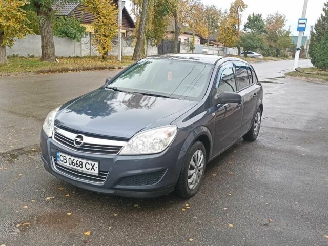 Серый Опель Астра, объемом двигателя 1.4 л и пробегом 212 тыс. км за 4000 $, фото 7 на Automoto.ua