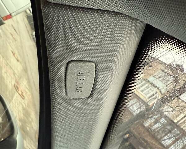 Серый Опель Астра, объемом двигателя 1.36 л и пробегом 260 тыс. км за 4500 $, фото 35 на Automoto.ua