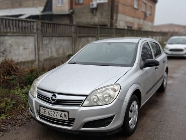 Сірий Опель Астра, об'ємом двигуна 1.4 л та пробігом 250 тис. км за 3700 $, фото 7 на Automoto.ua