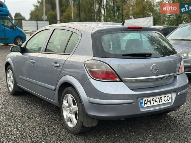Серый Опель Астра, объемом двигателя 1.6 л и пробегом 230 тыс. км за 4800 $, фото 4 на Automoto.ua