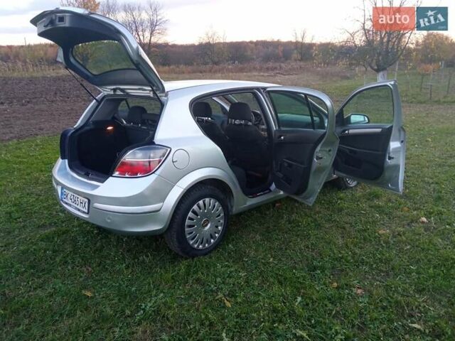 Сірий Опель Астра, об'ємом двигуна 1.6 л та пробігом 229 тис. км за 4400 $, фото 3 на Automoto.ua