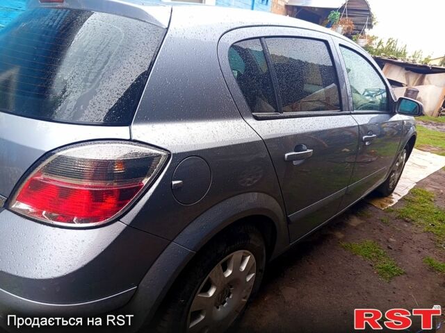 Опель Астра 2008 в Гребенке на Automoto.ua Серый Опель Астра, объемом двигателя 1.6 л и пробегом 0 тыс. км за 5200 $, фото 4 на Automoto.ua