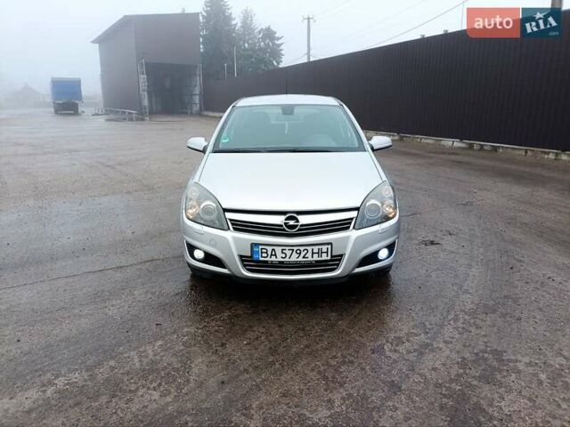 Сірий Опель Астра, об'ємом двигуна 1.6 л та пробігом 180 тис. км за 5700 $, фото 27 на Automoto.ua