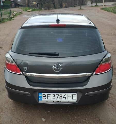 Сірий Опель Астра, об'ємом двигуна 1.8 л та пробігом 196 тис. км за 7300 $, фото 1 на Automoto.ua