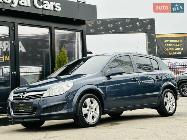 Серый Опель Астра, объемом двигателя 1.8 л и пробегом 230 тыс. км за 6900 $, фото 5 на Automoto.ua