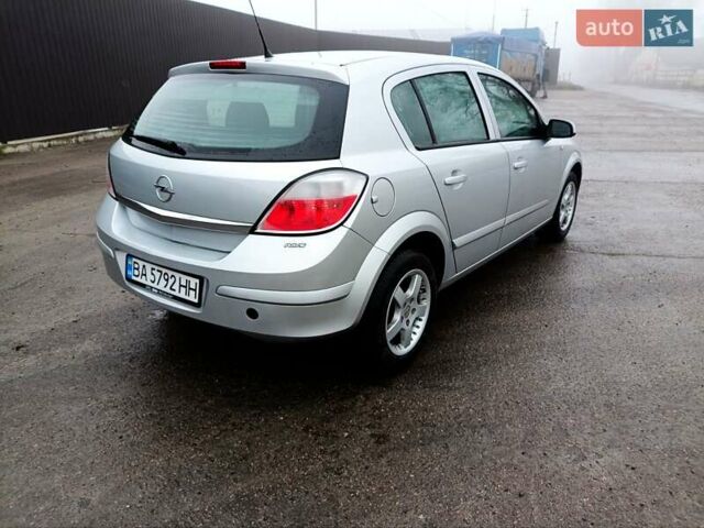 Сірий Опель Астра, об'ємом двигуна 1.6 л та пробігом 180 тис. км за 5700 $, фото 21 на Automoto.ua