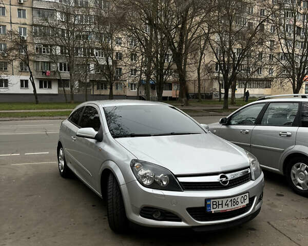 Серый Опель Астра, объемом двигателя 1.36 л и пробегом 285 тыс. км за 6000 $, фото 8 на Automoto.ua